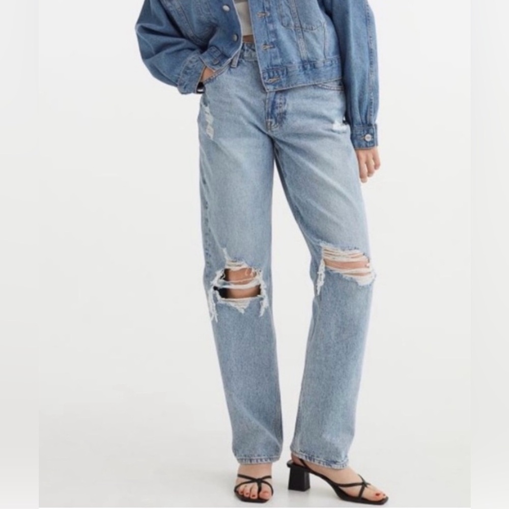 &Denim H&M 90s Boyfriend High Waisted Distressed Jeans 4